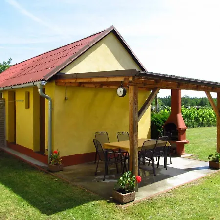 Holiday U Capu Guest house Lomnice nad Luznici